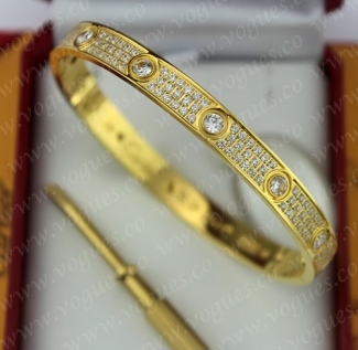 cartier yellow gold diamond love bracelet