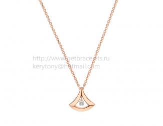 Replica Bvlgari Divas' Dream Rose Gold Openwork Necklace with Rose Gold Pendant with a Central Diamond