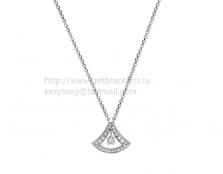 Replica Bvlgari Divas' Dream White Gold Openwork Necklace with Central Diamond and Pave Diamonds