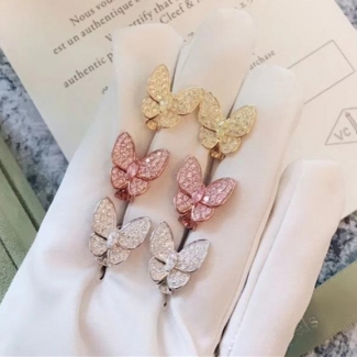 Van Cleef & Arpels Two Butterfly Earrings with 70 Diamonds 3 Colors