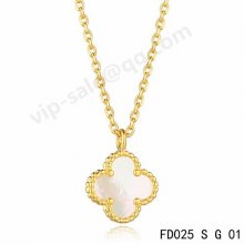 Fake Van Cleef & Arpels Vintage Alhambra Pendant In Gold With White Mother-Of-Pearl
