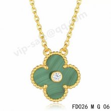 Fake Van Cleef & Arpels Vintage Alhambra Pendant In Yellow Gold With Malachite